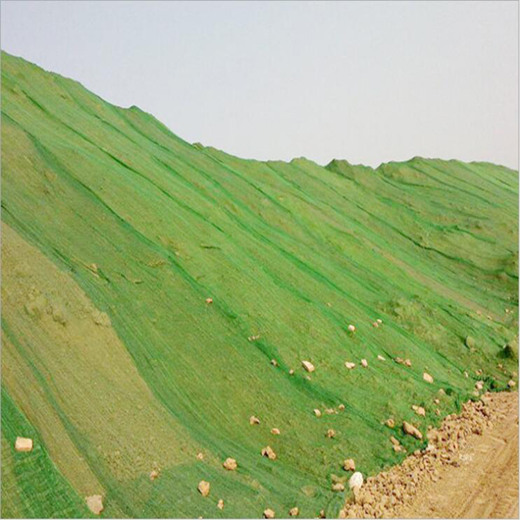 在使用建筑工地蓋土網(wǎng)時(shí)需要注意什么？